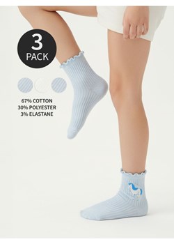 Sinsay - Prążkowane skarpetki z haftem 3 pack - wielobarwny ze sklepu Sinsay w kategorii Skarpetki dziecięce - zdjęcie 187513581