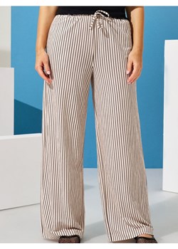 Sinsay - Spodnie wide leg z wiskozą - wielobarwny ze sklepu Sinsay w kategorii Spodnie damskie - zdjęcie 187513631
