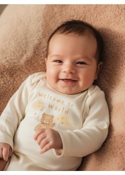 Sinsay - Bawełniane body z napisem i nadrukiem - kremowy ze sklepu Sinsay w kategorii Odzież dla niemowląt - zdjęcie 187513721