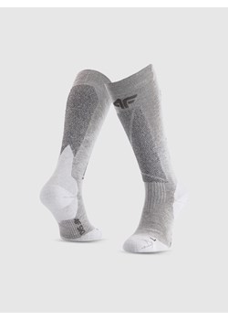 Damskie skarpety narciarskie 4F 4FRAW25UFSOF274 - szare ze sklepu Sportstylestory.com w kategorii Skarpetki damskie - zdjęcie 187513950