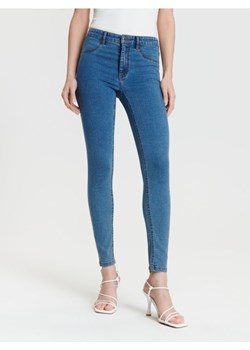 Sinsay - Jeansy skinny mid waist - niebieski ze sklepu Sinsay w kategorii Jeansy damskie - zdjęcie 187515202
