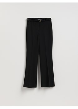 Reserved - Spodnie flare z paskiem - czarny ze sklepu Reserved w kategorii Spodnie damskie - zdjęcie 187517121