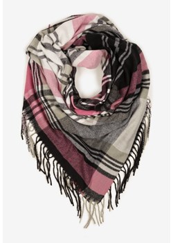 Szaro-Różowy Szalik z Bawełny i Wiskozy Ozdobiony Klasyczną Kratą i Frędzlami Nerifla ze sklepu born2be.pl w kategorii Szaliki i chusty damskie - zdjęcie 187521640