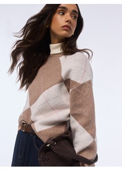Mohito - Sweter z geometrycznym wzorem - beżowy ze sklepu Mohito w kategorii Swetry damskie - zdjęcie 187522410