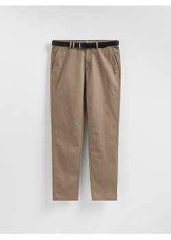 Reserved - Spodnie chino slim z paskiem - jasny zielony ze sklepu Reserved w kategorii Spodnie męskie - zdjęcie 187522792