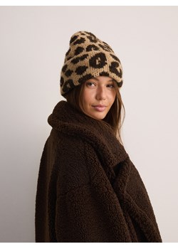 Reserved - Czapka beanie w panterkę - brązowy ze sklepu Reserved w kategorii Czapki zimowe damskie - zdjęcie 187524322
