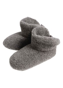 Kaiser Naturfellprodukte Kapcie &quot;Kim&quot; w kolorze szarym ze sklepu Limango Polska w kategorii Kapcie damskie - zdjęcie 187525300