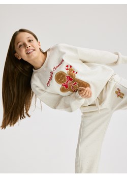 Reserved - Świąteczna bluza z pierniczkiem - złamana biel ze sklepu Reserved w kategorii Bluzy dziewczęce - zdjęcie 187527492