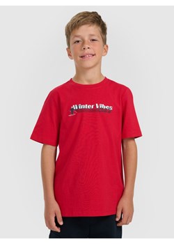 Chłopięcy t-shirt z nadrukiem 4F 4FJRAW25TTSHM3168 - czerwony ze sklepu Sportstylestory.com w kategorii T-shirty chłopięce - zdjęcie 187528671