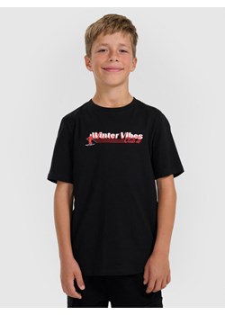 Chłopięcy t-shirt z nadrukiem 4F 4FJRAW25TTSHM3168 - czarny ze sklepu Sportstylestory.com w kategorii T-shirty chłopięce - zdjęcie 187528683