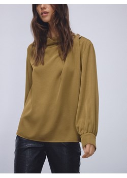 Reserved - Bluzka z ozdobnym detalem - oliwkowy ze sklepu Reserved w kategorii Bluzki damskie - zdjęcie 187529424