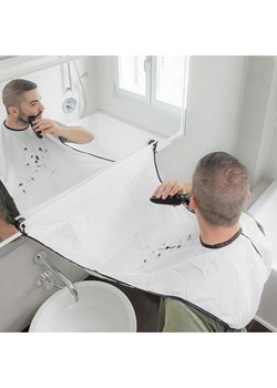 InnovaGoods Fartuch w kolorze biało-czarnym z przyssawkami do strzyżenia brody ze sklepu Limango Polska w kategorii Akcesoria łazienkowe - zdjęcie 187530350