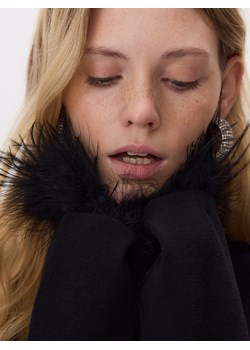 Reserved - Sweter z piórami - czarny ze sklepu Reserved w kategorii Swetry damskie - zdjęcie 187530981