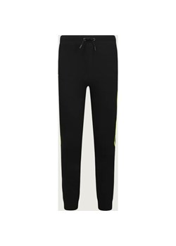 Guess Spodnie dresowe | Regular Fit ze sklepu Gomez Fashion Store w kategorii Spodnie chłopięce - zdjęcie 187535001