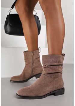 Ciemnobeżowe Marszczone Botki do Kostki Ilonina ze sklepu born2be.pl w kategorii Botki - zdjęcie 187535351