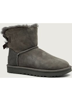 UGG Śniegowce Mini bailey bow II | shearling | zamsz ze sklepu Gomez Fashion Store w kategorii Śniegowce damskie - zdjęcie 187536553