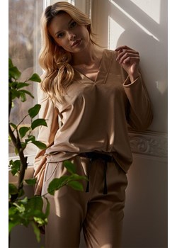 Mefemi welurowa piżama damska piaskowa Vanessa, Kolor piaskowy, Rozmiar S, Mefemi ze sklepu Primodo w kategorii Piżamy damskie - zdjęcie 187538532