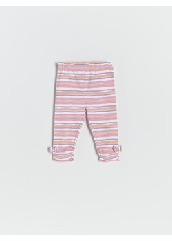 Reserved - Legginsy rybaczki w paski - biały ze sklepu Reserved w kategorii Spodnie dziewczęce - zdjęcie 187538980