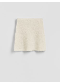 Reserved - Dzianinowa spódnica mini - kremowy ze sklepu Reserved w kategorii Spódnice - zdjęcie 187540043