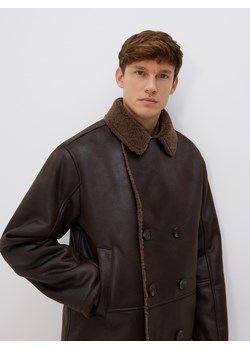 Reserved - Kurtka sherpa z kołnierzem - ciemnobrązowy ze sklepu Reserved w kategorii Kurtki męskie - zdjęcie 187540180