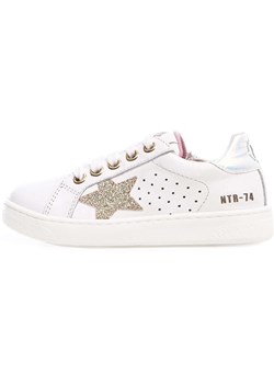 Naturino Sneakersy "Pinn" w kolorze złoto-białym ze sklepu Limango Polska w kategorii Buty sportowe dziecięce - zdjęcie 187552364