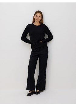Reserved - Sweter z detalem - czarny ze sklepu Reserved w kategorii Bluzki damskie - zdjęcie 187554853