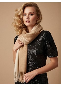 Sinsay - Szalik z frędzlami - wielobarwny ze sklepu Sinsay w kategorii Szaliki i chusty damskie - zdjęcie 187555691