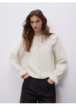 Reserved - Kardigan z dekoracyjnymi guzikami - kremowy ze sklepu Reserved w kategorii Swetry damskie - zdjęcie 187557693