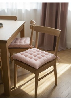 Sinsay - Pikowana poduszka na krzesło - różowy ze sklepu Sinsay w kategorii Poduszki dekoracyjne - zdjęcie 187561664
