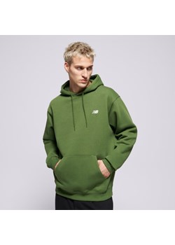 NEW BALANCE BLUZA Z KAPTUREM SPORT ESSENTIALS FLEECE HOODIE ze sklepu Sizeer w kategorii Bluzy męskie - zdjęcie 187562683