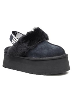 Kapcie Ugg W Funkette 1113474 Czarny ze sklepu eobuwie.pl w kategorii Kapcie damskie - zdjęcie 187565061