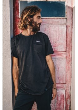 Pocket Tee - Burnt Black ze sklepu Surf Inc w kategorii T-shirty męskie - zdjęcie 187565693