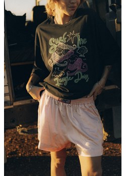 Wild Relax Boxer Shorts - Light Pink ze sklepu Surf Inc w kategorii Szorty - zdjęcie 187565700