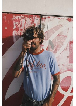 Retro Tee - Denim Blue ze sklepu Surf Inc w kategorii T-shirty męskie - zdjęcie 187566473