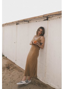 Midi Twisted Dress - Golden Haze ze sklepu Surf Inc w kategorii Sukienki - zdjęcie 187566671