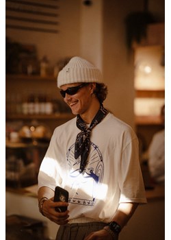 Cosmic Pleasure Box Tee - Vintage White ze sklepu Surf Inc w kategorii T-shirty męskie - zdjęcie 187567862