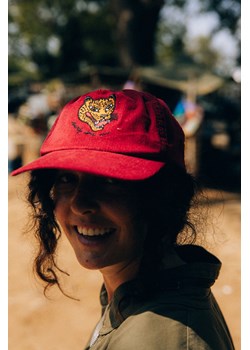 Mat Cat Cord Cap - Formula Red ze sklepu Surf Inc w kategorii Czapki z daszkiem damskie - zdjęcie 187567901