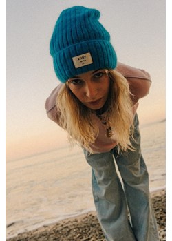 Rib Fluffy Beanie - New Blue ze sklepu Surf Inc w kategorii Czapki zimowe damskie - zdjęcie 187569162