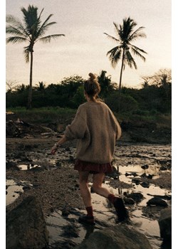 Beach Bum Sweater - Cookie ze sklepu Surf Inc w kategorii Swetry damskie - zdjęcie 187569252