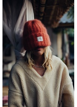 Olivia SRF Beanie - Terra ze sklepu Surf Inc w kategorii Czapki zimowe damskie - zdjęcie 187570772