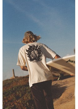 Eyes On You USX Tee - Super Natural ze sklepu Surf Inc w kategorii T-shirty męskie - zdjęcie 187571830