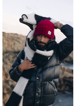 Olivia SRF Beanie - Crimson Crush ze sklepu Surf Inc w kategorii Czapki zimowe męskie - zdjęcie 187571902