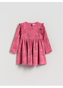 Reserved - Bawełniana sukienka z nadrukiem - różowy ze sklepu Reserved w kategorii Sukienki dziewczęce - zdjęcie 187577371