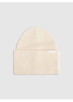 Czapka beanie uniseks 4F 4FRAW25ACAPU0738 - beżowa ze sklepu Sportstylestory.com w kategorii Czapki zimowe damskie - zdjęcie 187577614