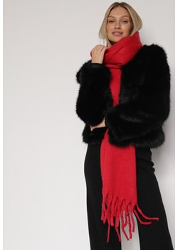 Czerwony Szalik z Frędzlami  Owedarria ze sklepu born2be.pl w kategorii Szaliki i chusty damskie - zdjęcie 187580181