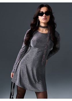 Sinsay - Elegancka sukienka mini - srebrny ze sklepu Sinsay w kategorii Sukienki - zdjęcie 187581114