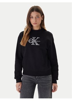 Calvin Klein Jeans Bluza Foil Monologo LV047E825G Czarny Regular Fit ze sklepu MODIVO w kategorii Bluzy damskie - zdjęcie 187585312