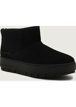 Tommy Hilfiger Śniegowce | zamsz ze sklepu Gomez Fashion Store w kategorii Śniegowce damskie - zdjęcie 187587630