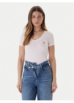 Guess T-Shirt W2YI45 J1314 Różowy Slim Fit ze sklepu MODIVO w kategorii Bluzki damskie - zdjęcie 187588731