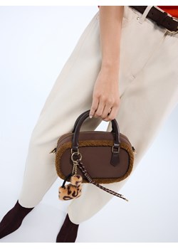 Mohito - Torebka z brelokiem - brązowy ze sklepu Mohito w kategorii Kuferki - zdjęcie 187592124